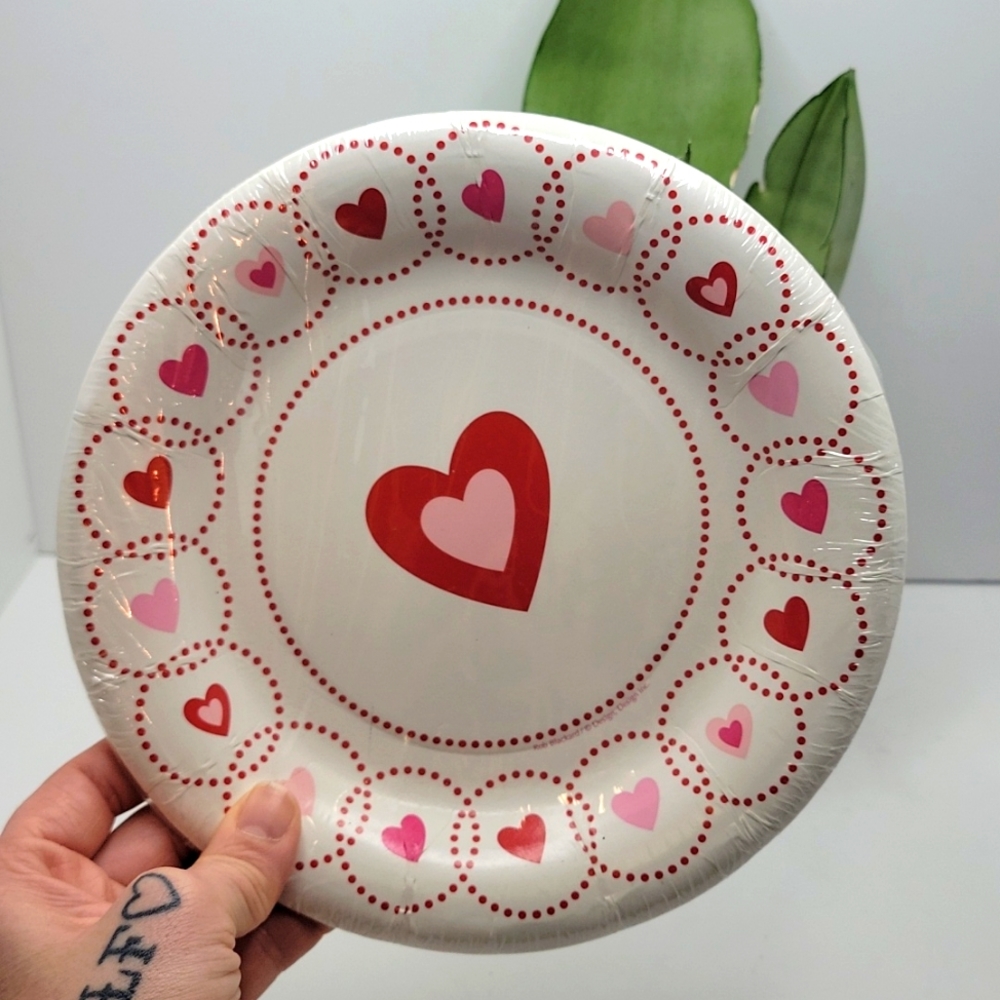 Valentine's Day | party bundle set | NWT - Picture 2 of 5